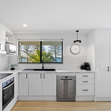 Beachside Views 2 Bedroom Apartment Mooloolaba Bagian luar foto