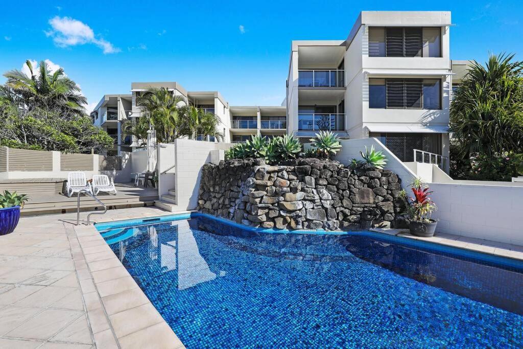 Beachside Views 2 Bedroom Apartment Mooloolaba Bagian luar foto