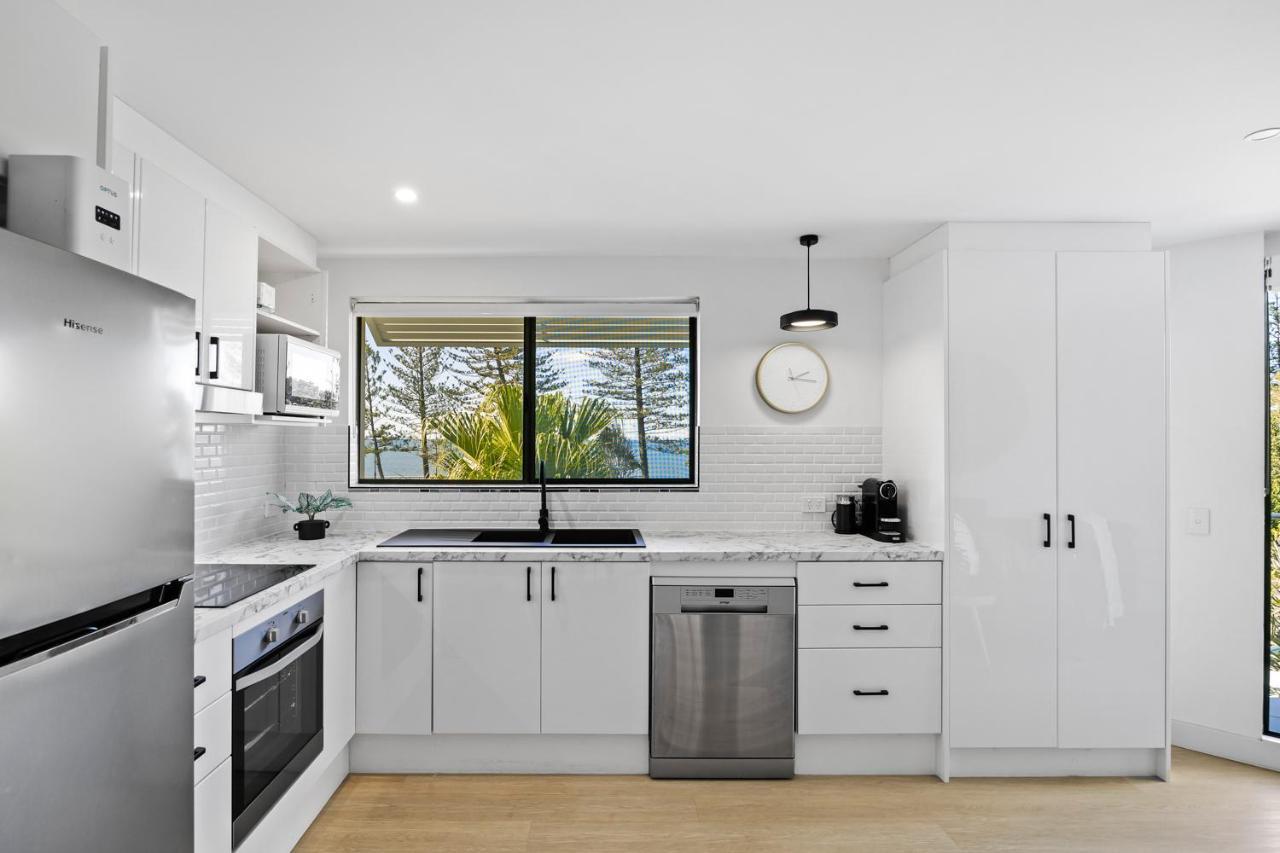 Beachside Views 2 Bedroom Apartment Mooloolaba Bagian luar foto